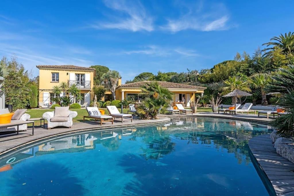 Grande Villa St-Tropez Area Avec Piscine Chauffee Gassin Eksteriør billede