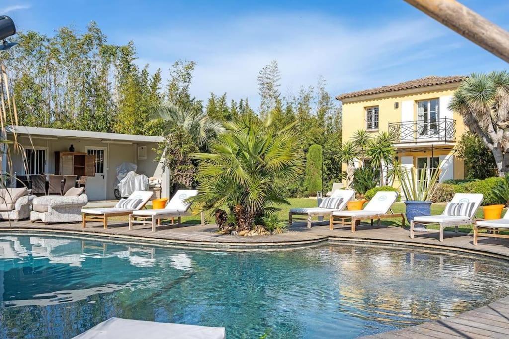 Grande Villa St-Tropez Area Avec Piscine Chauffee Gassin Eksteriør billede